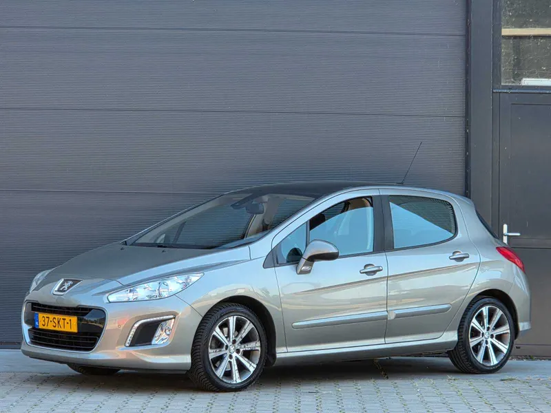 Peugeot 308 1.6 Allure 2011