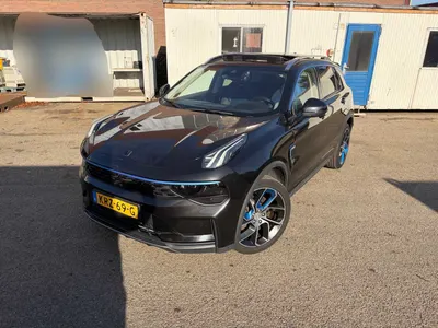 Lynk & Co 01