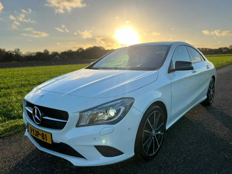 Mercedes-Benz CLA-klasse 180 Ambition 2014