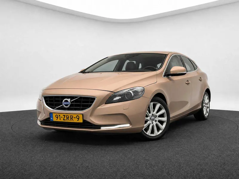 Volvo V40 1.6 T4 Summum 2013