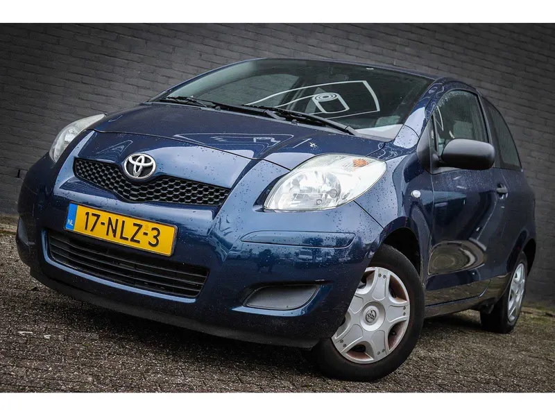 Toyota Yaris 1.0 VVTi Acces 2010