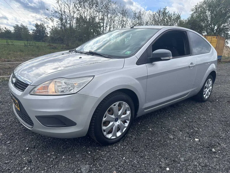 Ford Focus 1.6 Trend 2010