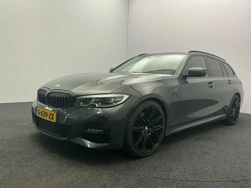 BMW 3-serie Touring 330i High. Ex. Ed. 2020