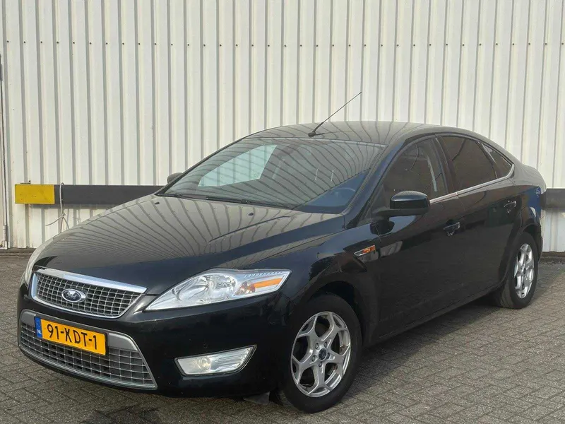 Ford Mondeo 2.0-16V Limited 2009