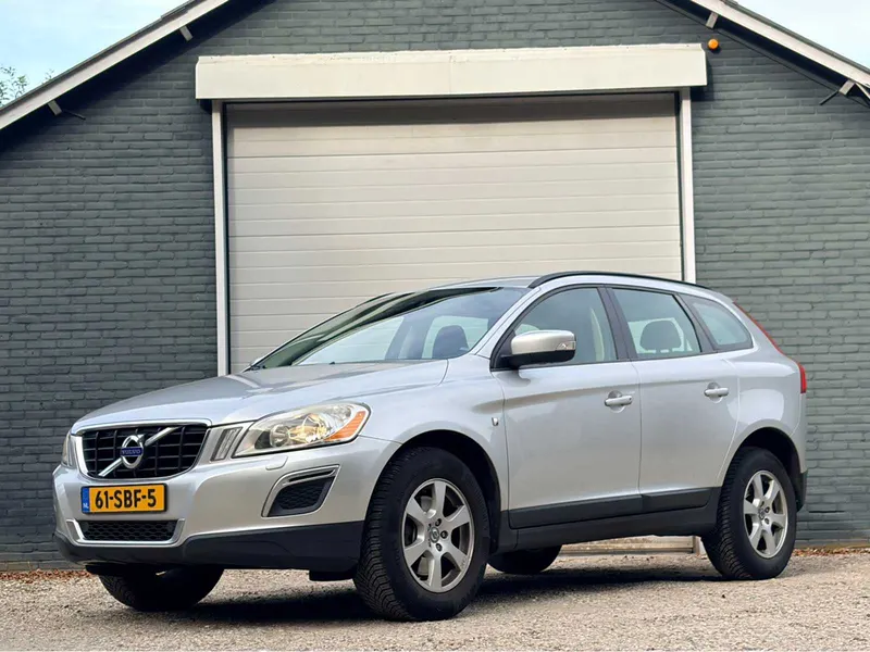 Volvo XC60 2.0T Kinetic 2010