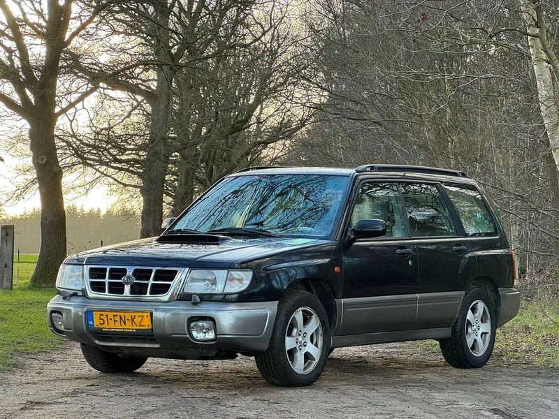 Subaru Forester 2.0 AWD S-Turbo bas. 2000