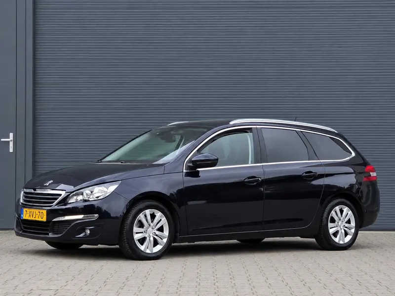 Peugeot 308 SW 1.2 e-THP Blue L. Ex 2015