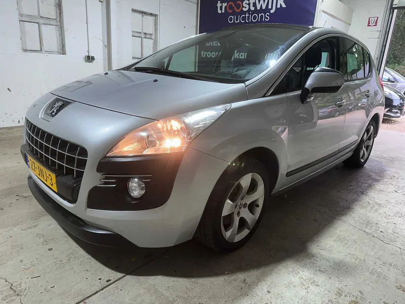Peugeot 3008 1.6 THP Première 2009