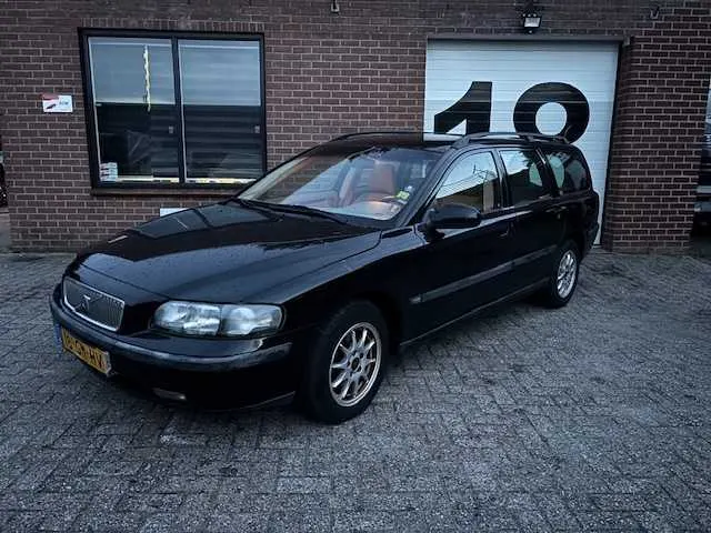 Volvo V70 2.4 Comfort Line 2001