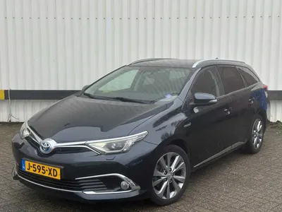 Toyota Auris Touring Sports