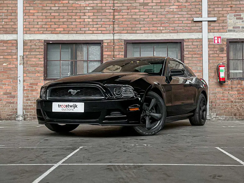 Ford Mustang 3.7 V6 2013