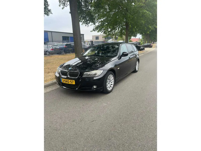 BMW 3-serie Touring 320d Luxury Line 2012