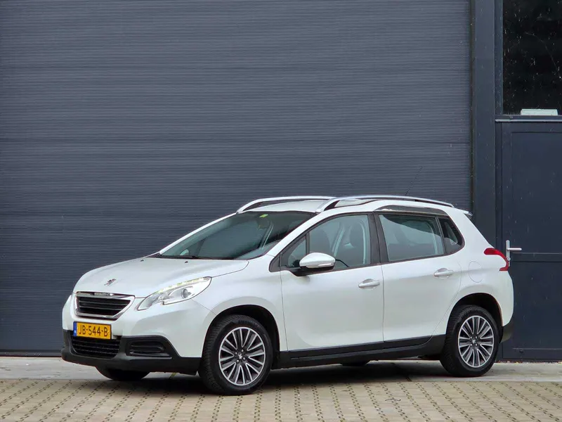 Peugeot 2008 1.2 PureTech Access 2016