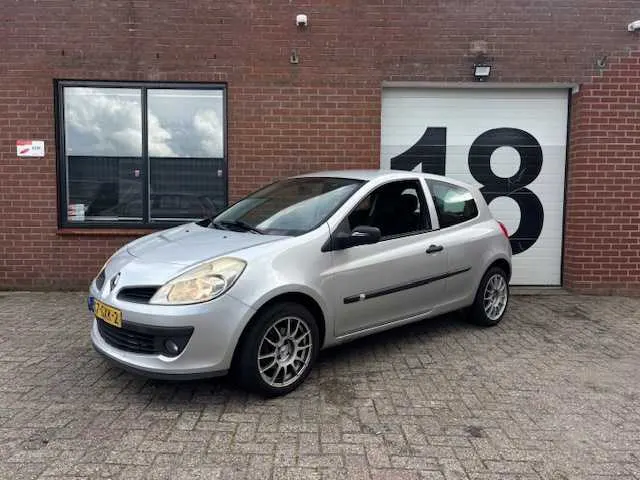 Renault Clio 1.2-16V Expression 2008