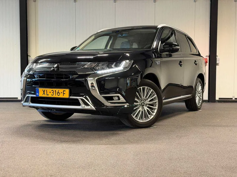 Mitsubishi Outlander 2.4 PHEV Intense 2019