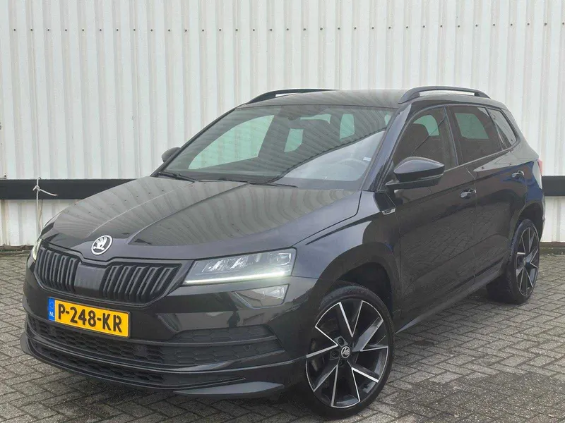 Škoda Karoq 1.5 TSI Sportl. Bus. 2021