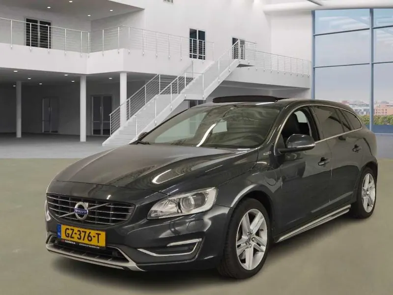 Volvo V60 2.4 D6 Tw.En. Summum 2015