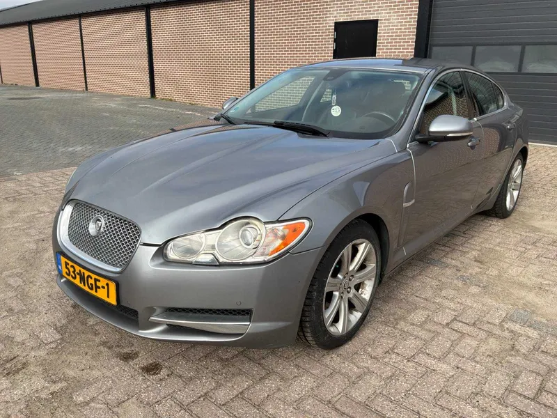 Jaguar XF 3.0D V6 Luxury 2010