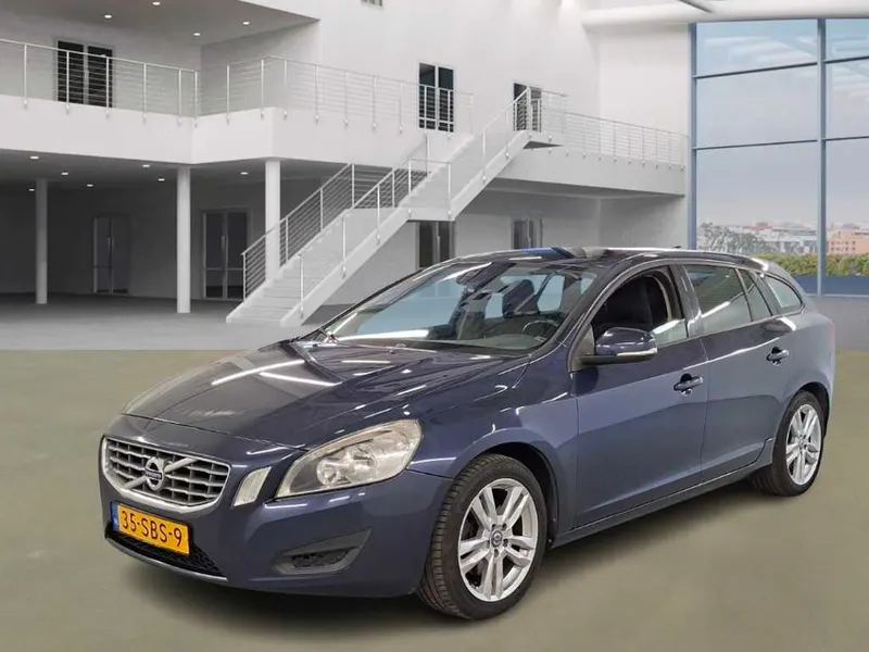 Volvo V60 1.6 T3 Kinetic 2011