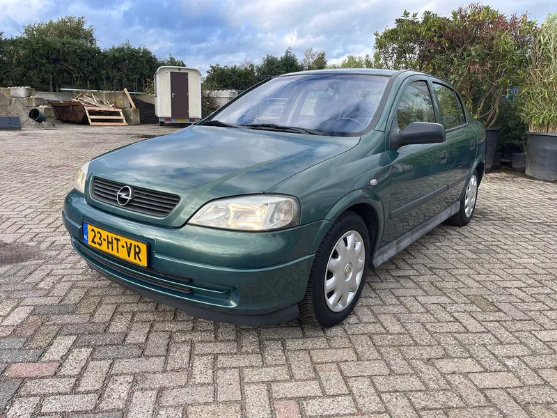 Opel Astra 1.6-16V Edition 2001