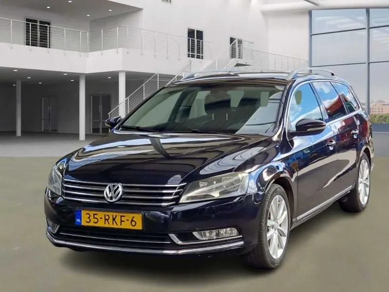 Volkswagen Passat Variant 1.6 TDI Highl. BlM 2011