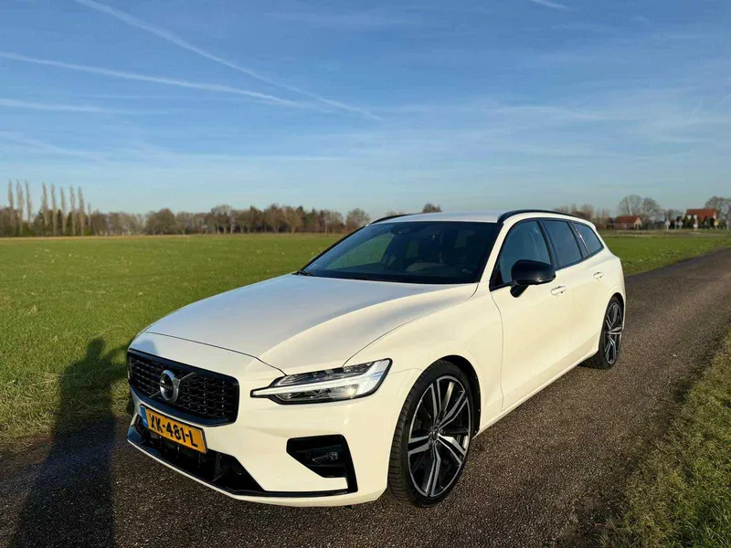 Volvo V60 2.0 T5 R-Design 2019