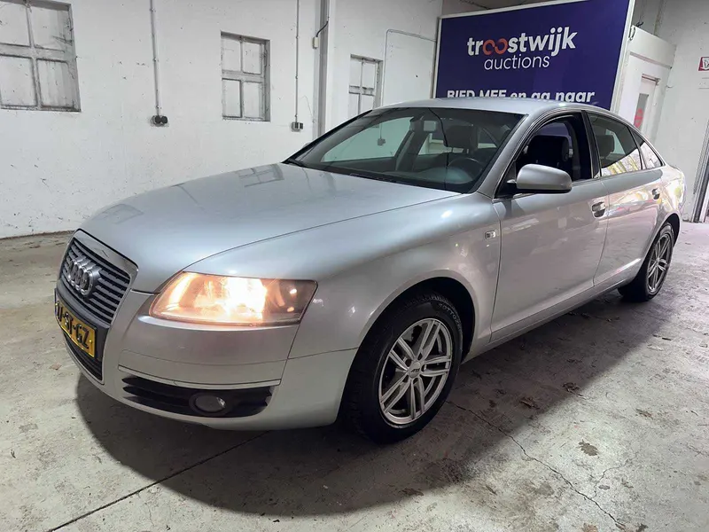 Audi A6 Limousine 2.4 Pro Line 2006