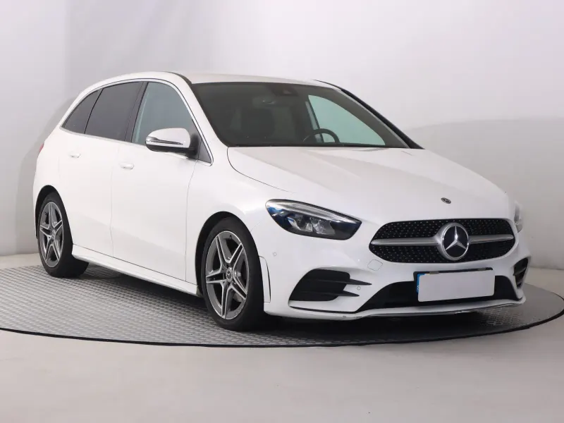 Mercedes-Benz B AMG line B 180 d 2020