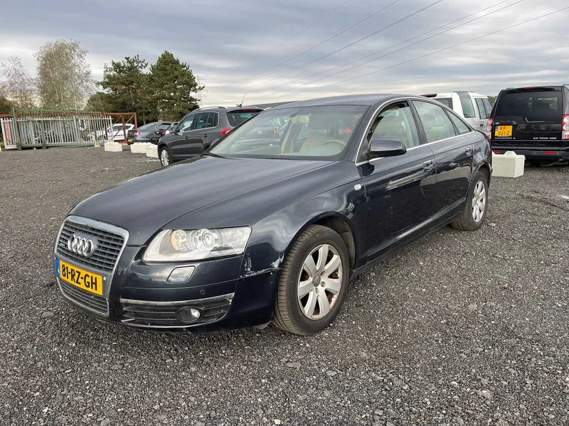 Audi A6 Limousine 3.2 FSi quattro ed 2005