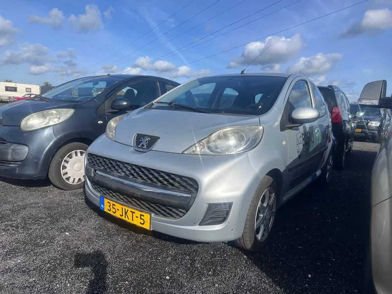 Peugeot 107 1.0-12V Sublime 2009