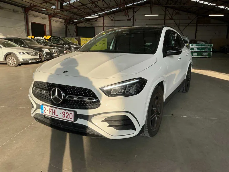 Mercedes-Benz GLA 200D 2024