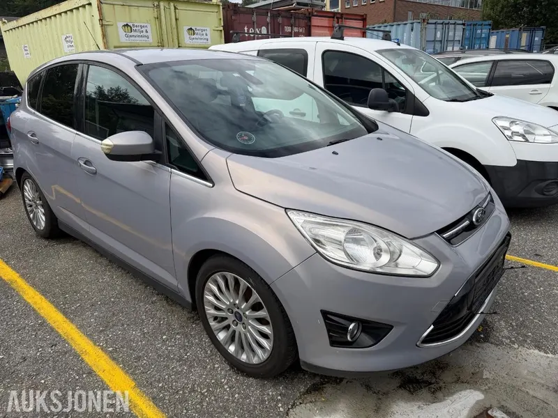 Ford C-Max Titanium 1.6 95hk ryggekamera s+v dekk skinn cruisekontroll eu ok 2027 2011