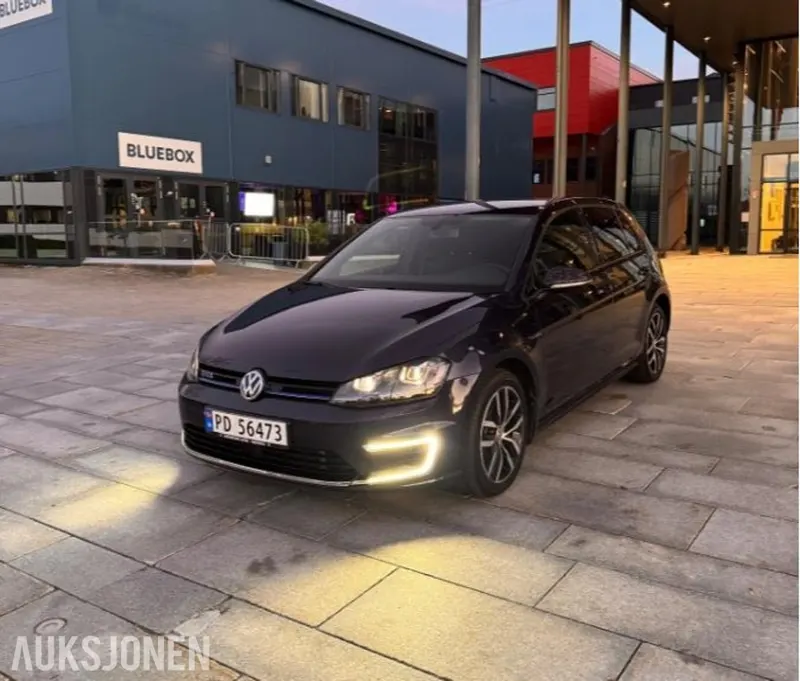Volkswagen Golf GTE 1.4 150hk AUTOMAT ADAPTIV CRUISEKONTROLL S+V DEKK EU OK 04.2028 121035km 2016