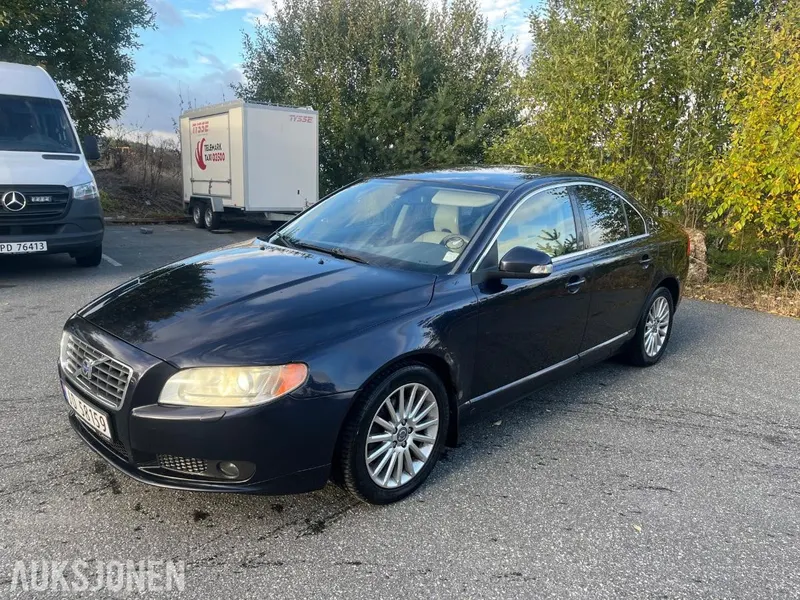 Volvo S80 2.4 185hk automat skinnseter s+v dekk 2009