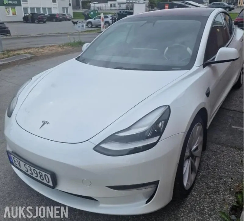 Tesla Model 3 150kW Firehjulstrekk Autopilot 2020