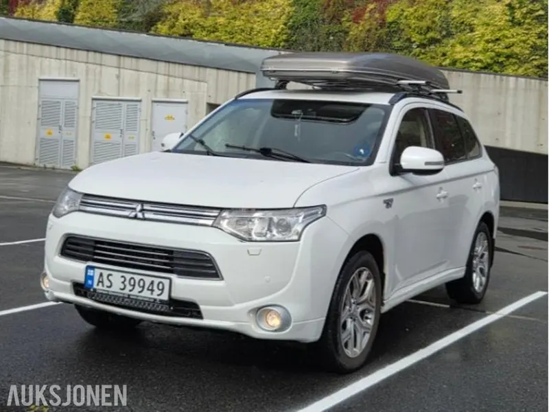 Mitsubishi Outlander 2.0 Plug-in Hybrid 164 4WD Cruisekontroll, Ryggekamera, EU OK til 04.2028 2014
