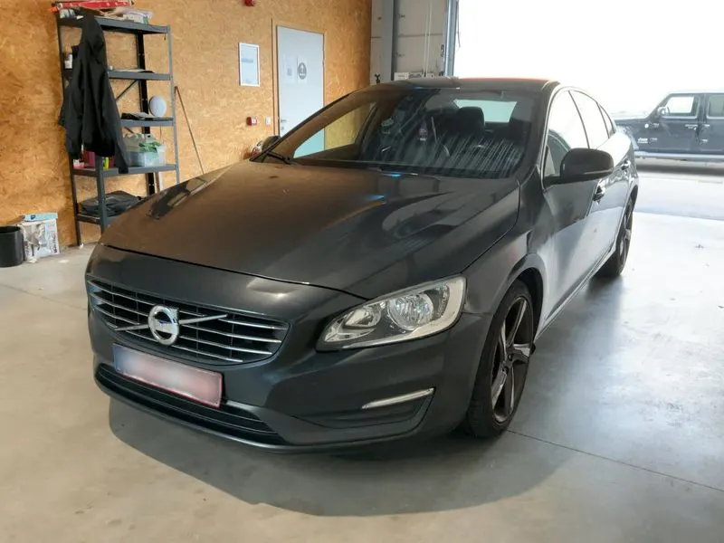 Volvo S60 2.0 D4 Momentum 2015